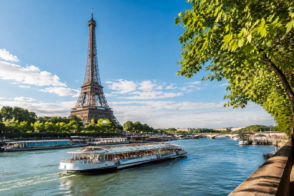 5 pontos turísticos da França para conhecer em uma viagem inesquecível