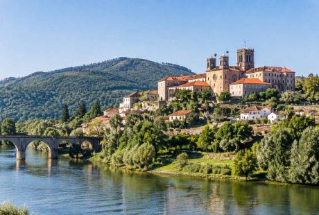 Abadia Porto: guia completo para conhecer e se hospedar na região